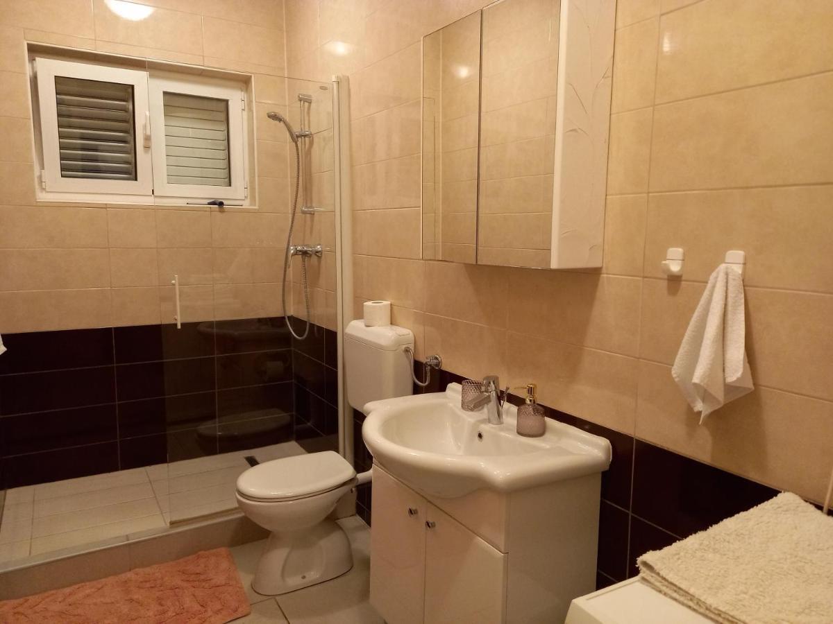 Apartman Noni Biograd Na Moru Ngoại thất bức ảnh